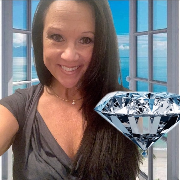 New to Poshmark, Here’s $10.00 OFF
Use Code: @Diamond_Dealz - Picture 2 of 4